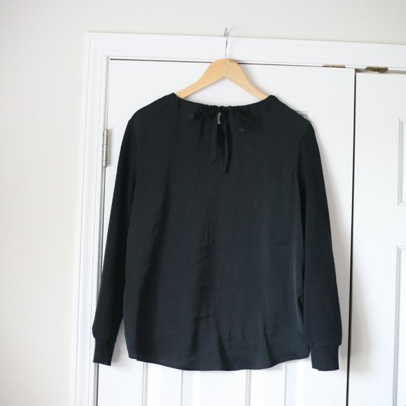 Mossimo black tie neck sweatshirt - Picture 3 of 3